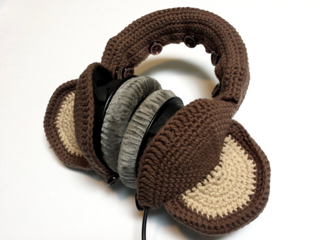 Detailed image 3 of monkey ears headphones cover
