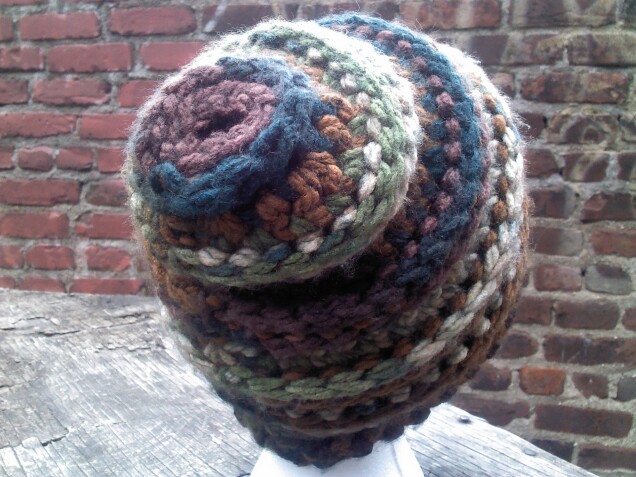 Detailed image 2 of browns & greens slouch hat