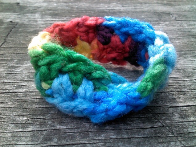 Detailed image 3 of rainbow Mobius strip bracelet