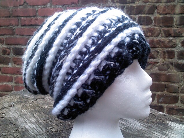 Detailed image 3 of black & white slouch hat