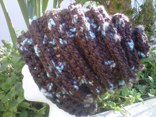 Detailed image 2 of brown with aqua specks slouch hat
