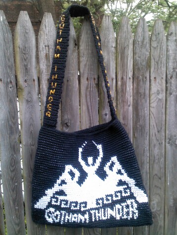 Detailed image 2 of Gotham Thunder dragon boat team bag