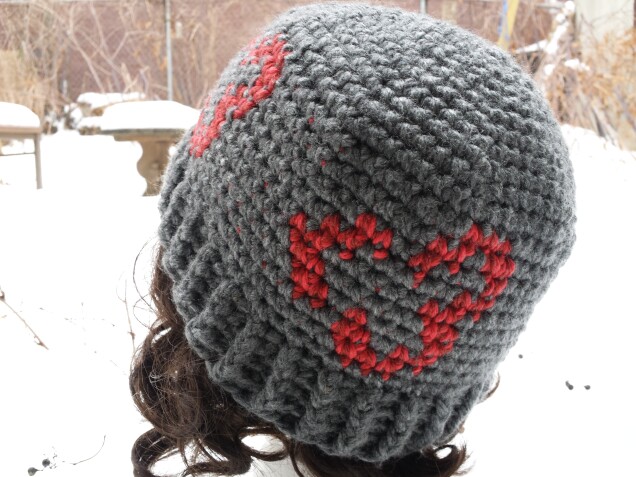 Detailed image 3 of heart text emoticon <3 hat