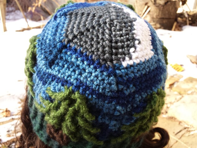 Detailed image 2 of crescent moon treeline hat