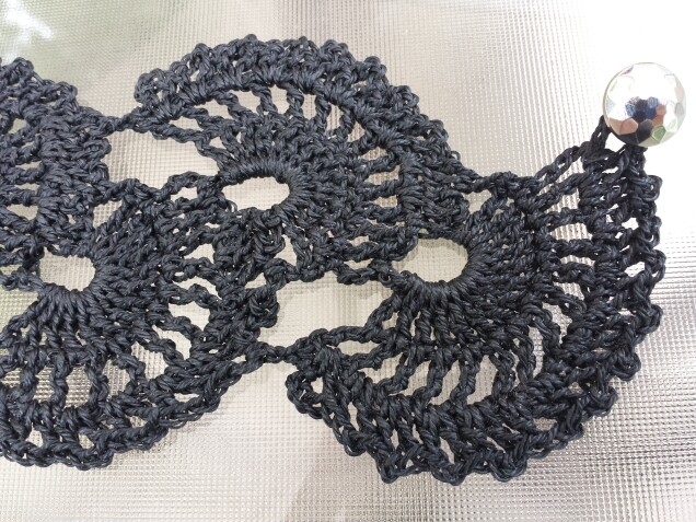 Detailed image 1 of black fans waxed nylon lacework bracelet