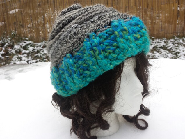 Detailed image 2 of gray with aqua slouch hat