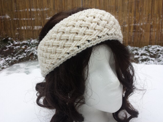 Detailed image 3 of braided woven cables earwarmer headband