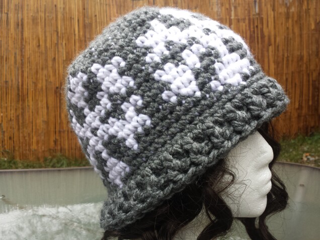 Detailed image 4 of snowflakes hat