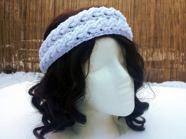 Detailed image 3 of cotton cables earwarmer headband