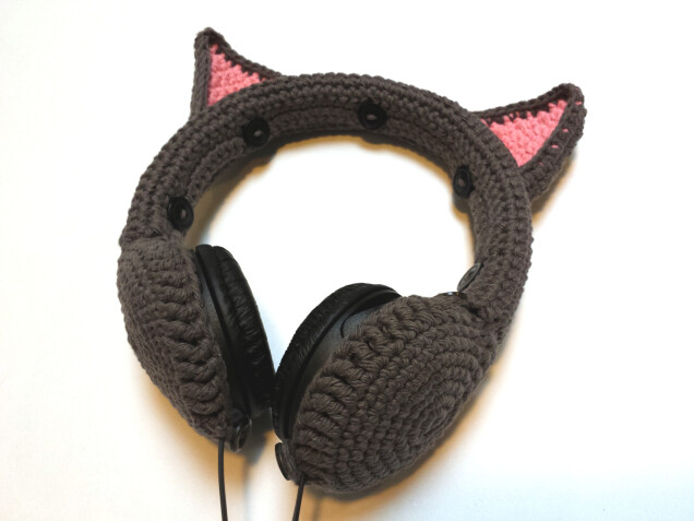 Detailed image 4 of gray cat ears headphones cover