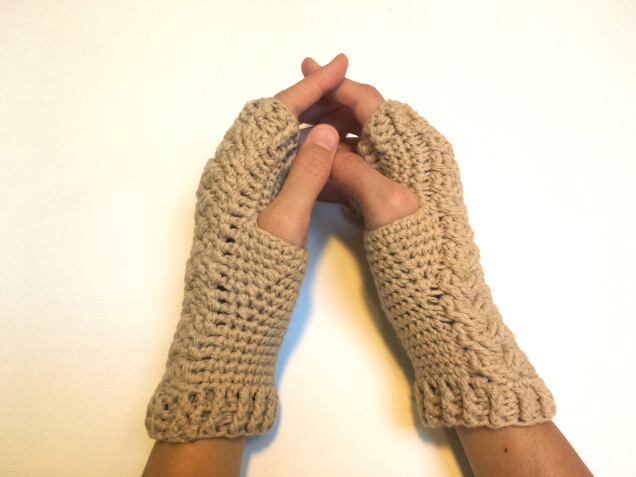Detailed image 3 of braided woven cables fingerless armwarmer gloves