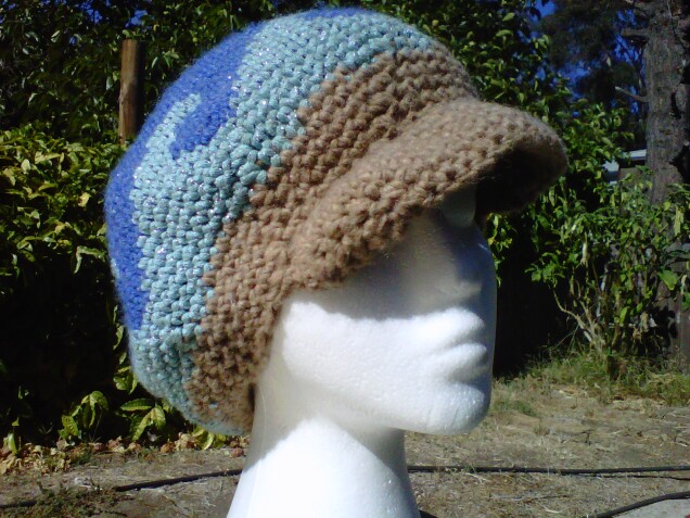 Detailed image 6 of Cali beach scene tam hat with visor