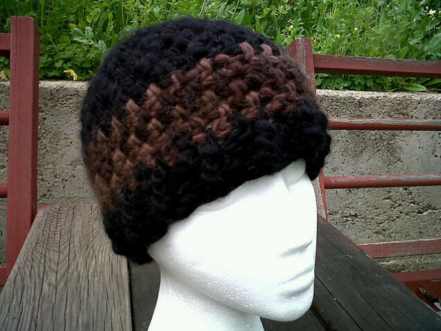 Detailed image 1 of black with brown stripe beanie hat