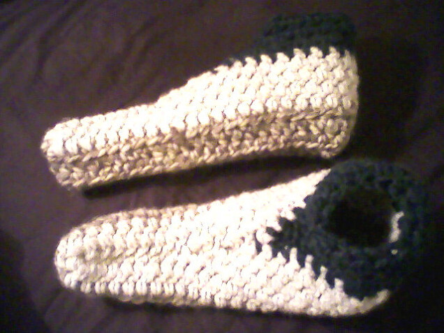 Detailed image 1 of long elf slippers