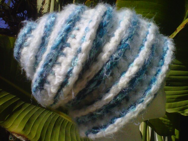 Detailed image 1 of aqua & white slouch hat