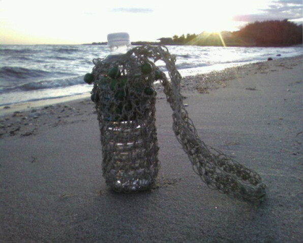 Detailed image 2 of hemp with green beads water bottle holder
