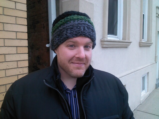 Detailed image 2 of blue, black, green, & gray slouch hat